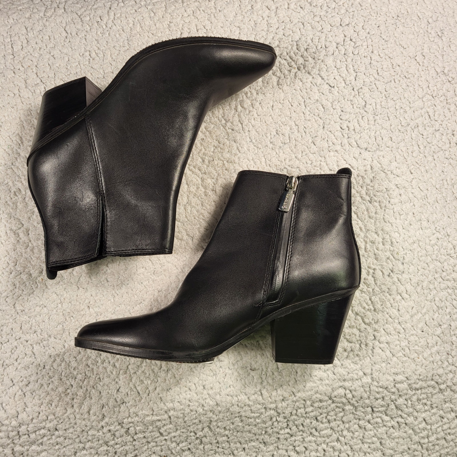 New Blondo Women's Noor Waterproof Ankle Bootie Black Leather Sz 8m